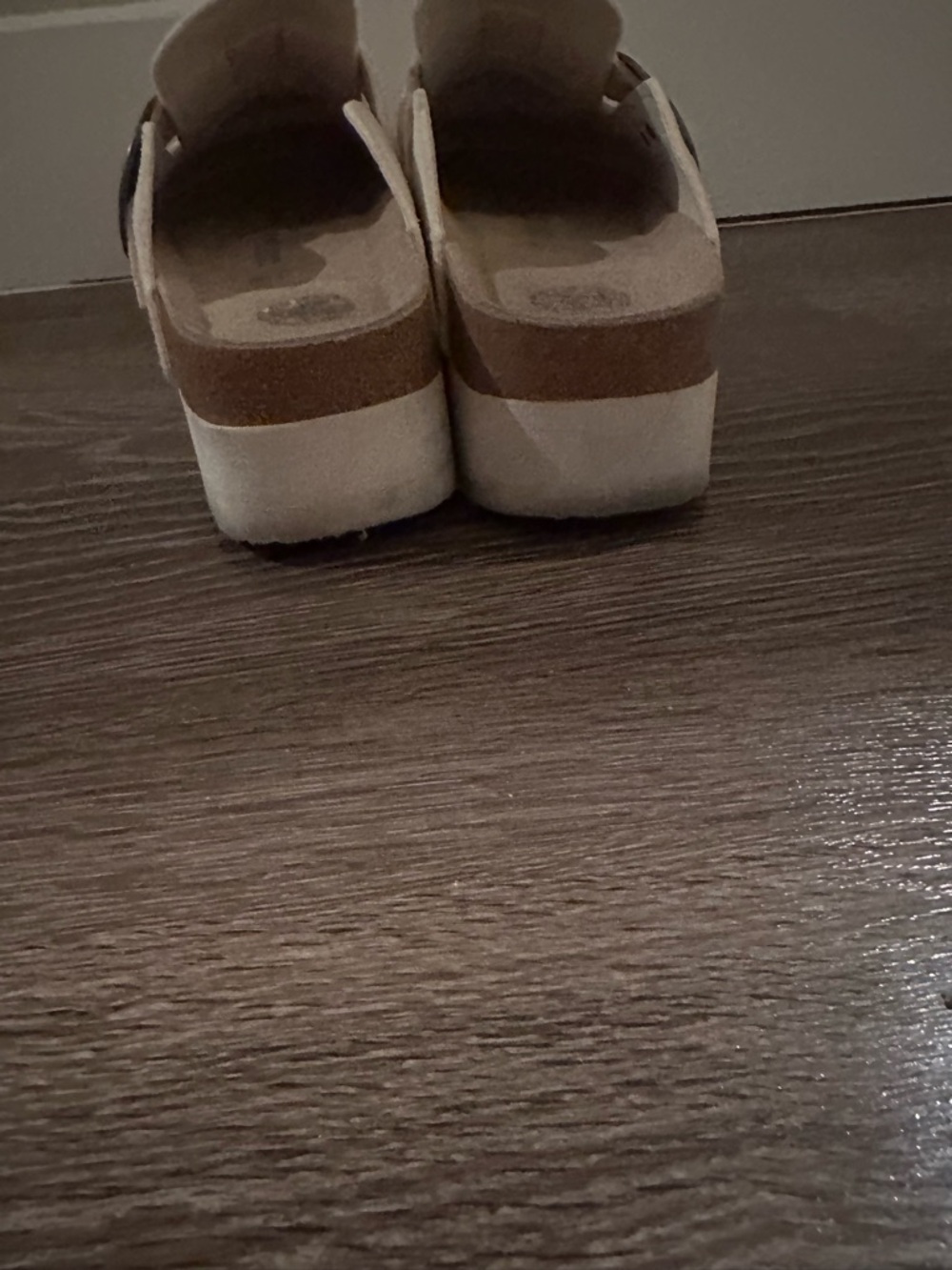 Platform suede clogs - Picture 2 of 4